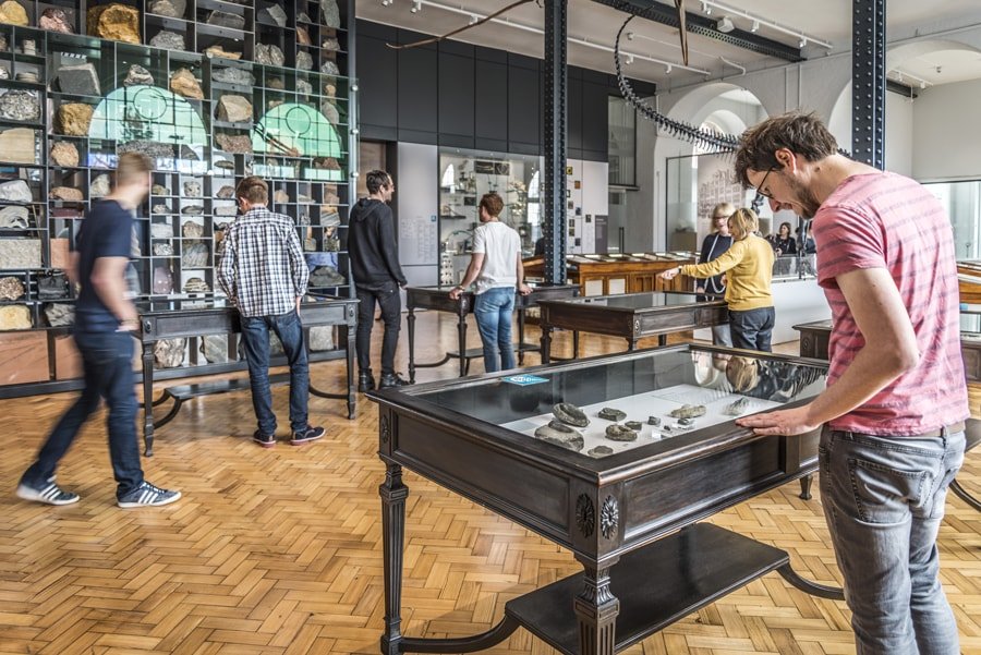 Lapworth Museum of Geology